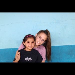 Meet your Posher, Emma